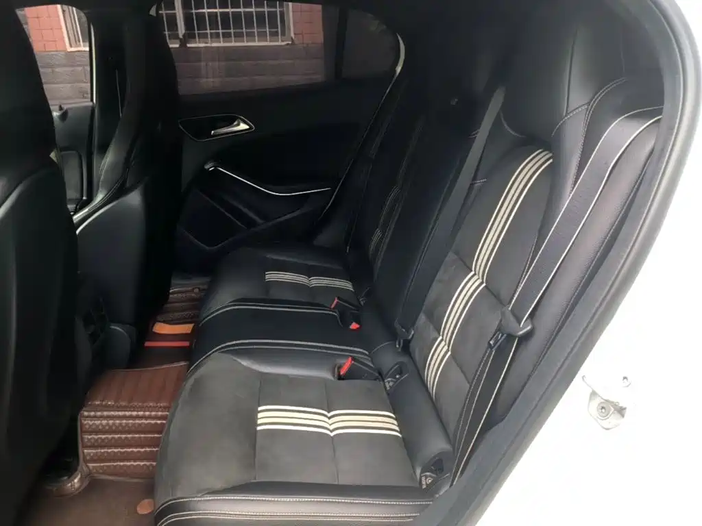 Mercedes-Benz GLA 2018 — фото 17