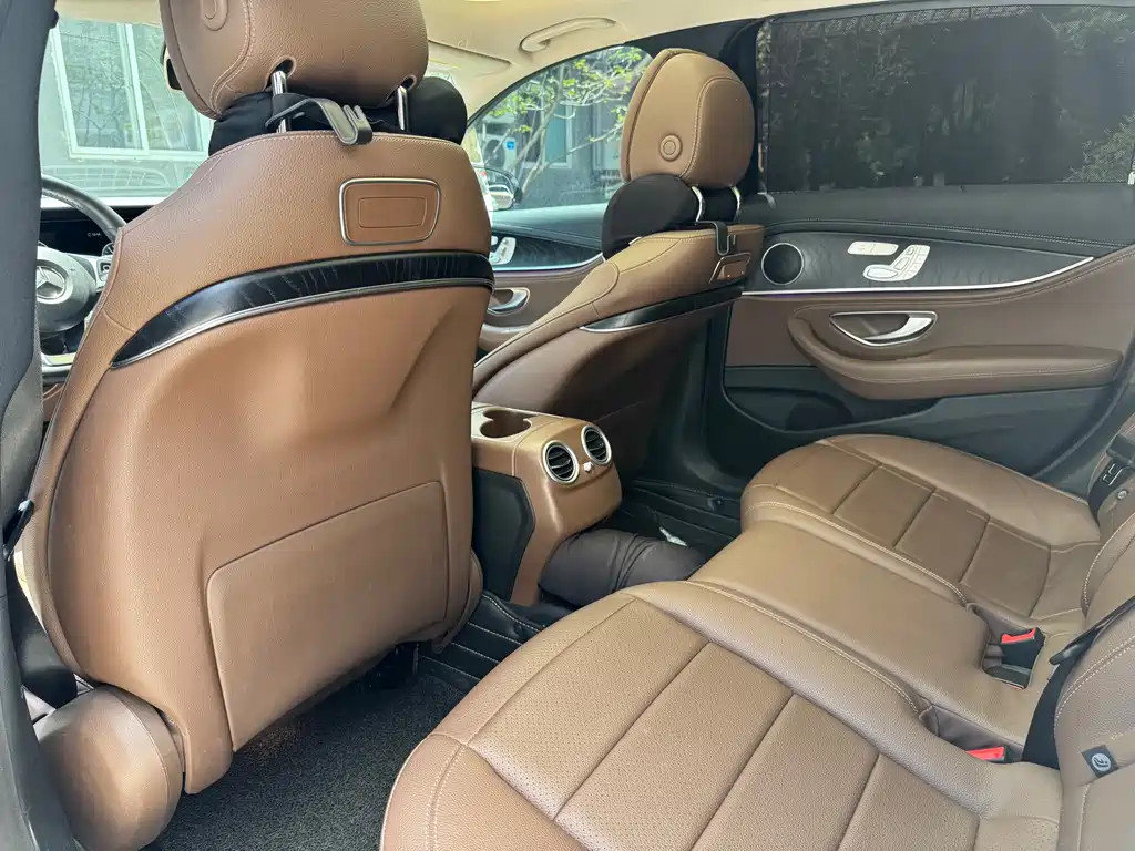 Mercedes-Benz E-Class 2018 — фото 8