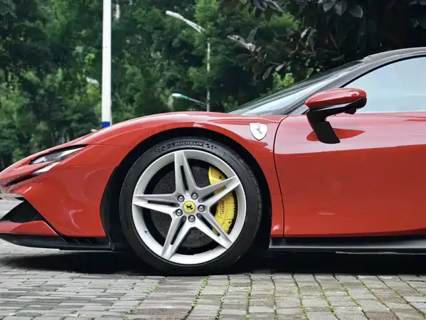 Ferrari SF90 2023