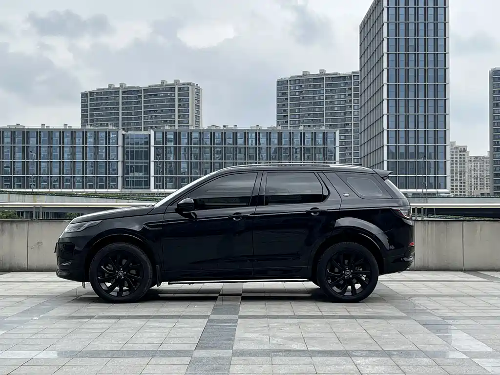 Land Rover Discovery Sport 2023