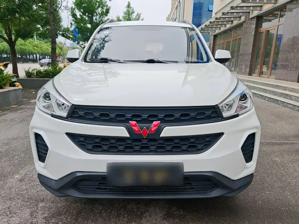 Wuling Hongguang S3 2018