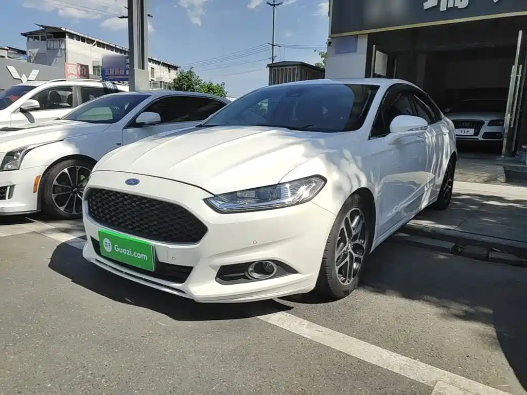 Ford Mondeo 2015 — фото 2