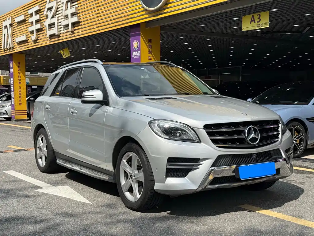 Mercedes-Benz M-Class 2013