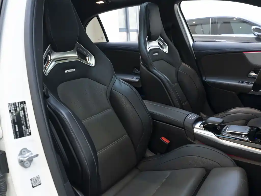 Mercedes-Benz A-Class AMG 2020 — фото 13