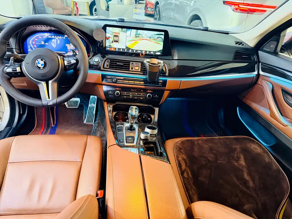 BMW 5 Series 2015 — фото 7