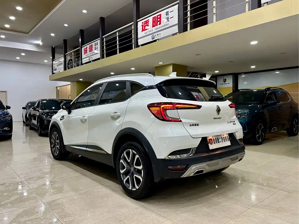 Renault Captur 2019 — фото 7