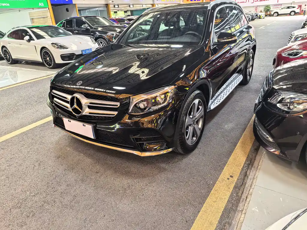 Mercedes-Benz GLC 2017 — фото 1