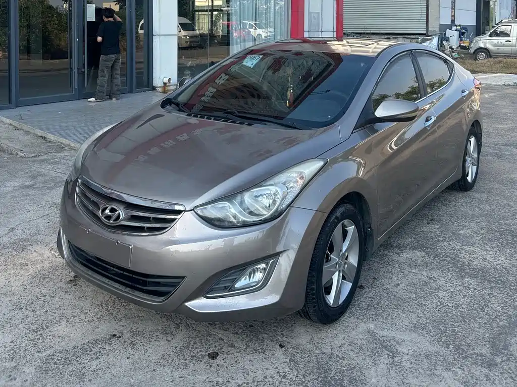 Hyundai Elantra Langdong 2014