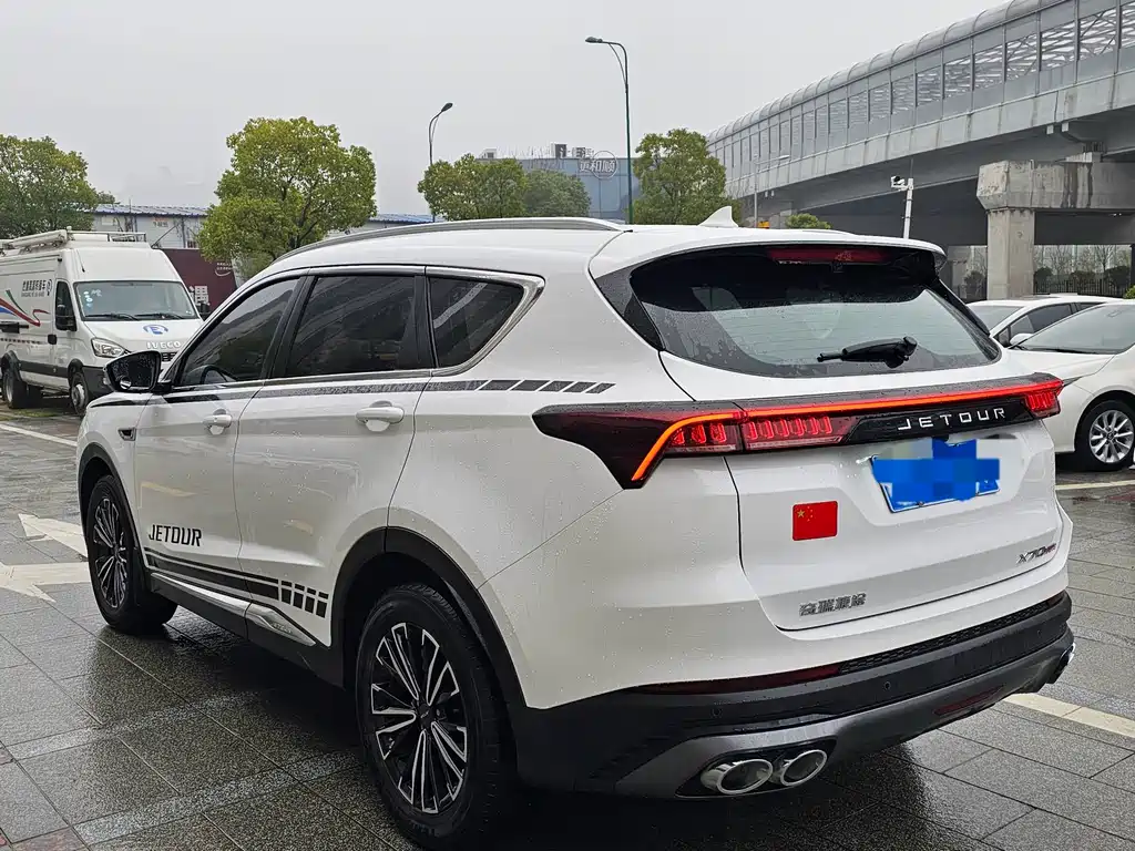 Jetour X70 PLUS 2021 — фото 11