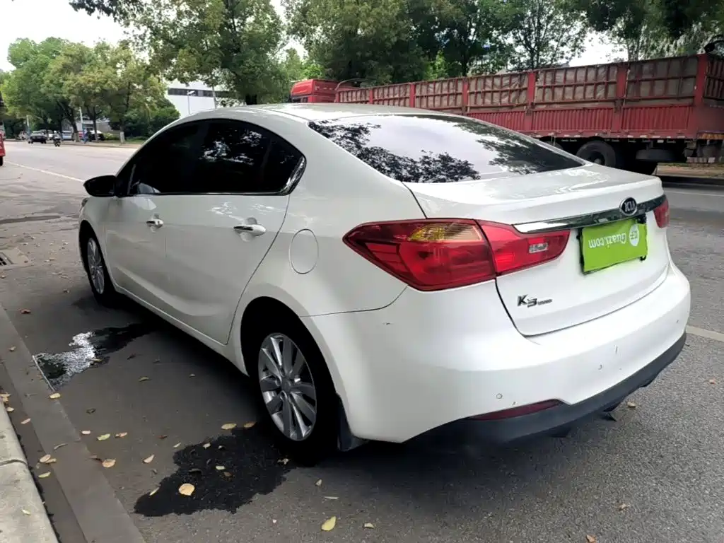 Kia K3 2016