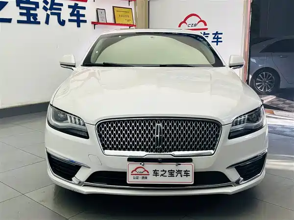 Lincoln MKZ 2018