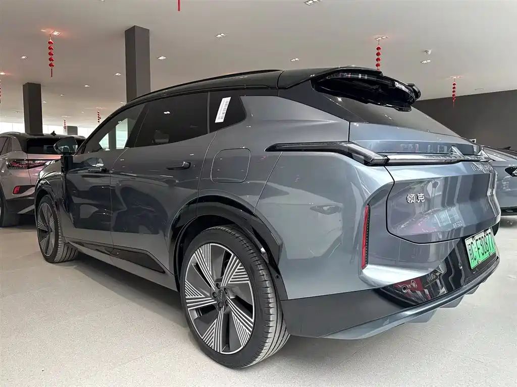 Lynk & Co 08 EM-P 2025 — фото 5