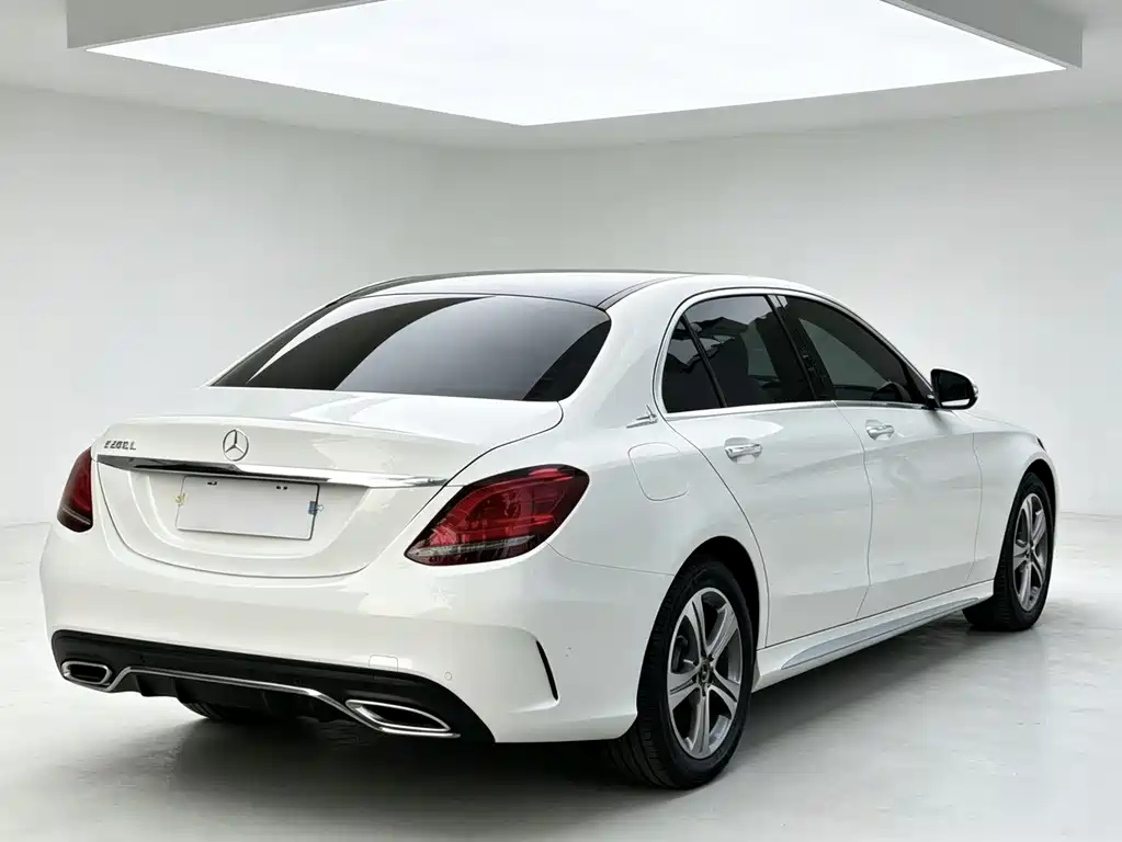 Mercedes-Benz C-Class 2019 — фото 9