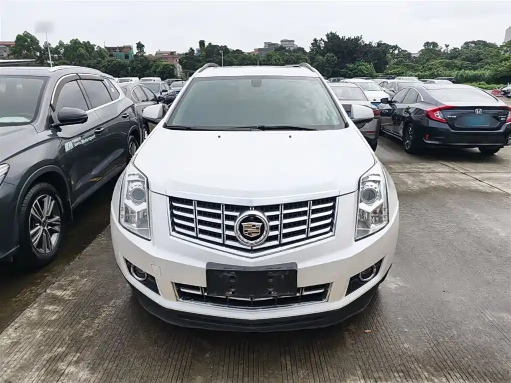 Cadillac SRX 2015 — фото 3