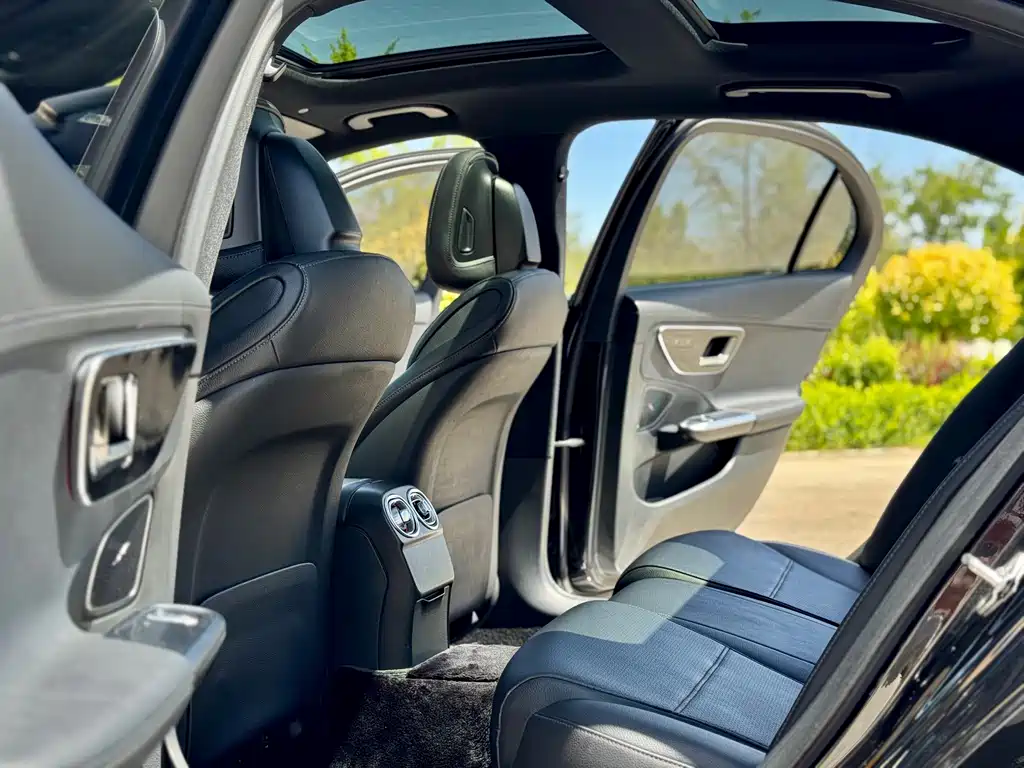 Mercedes-Benz C-Class 2022 — фото 6
