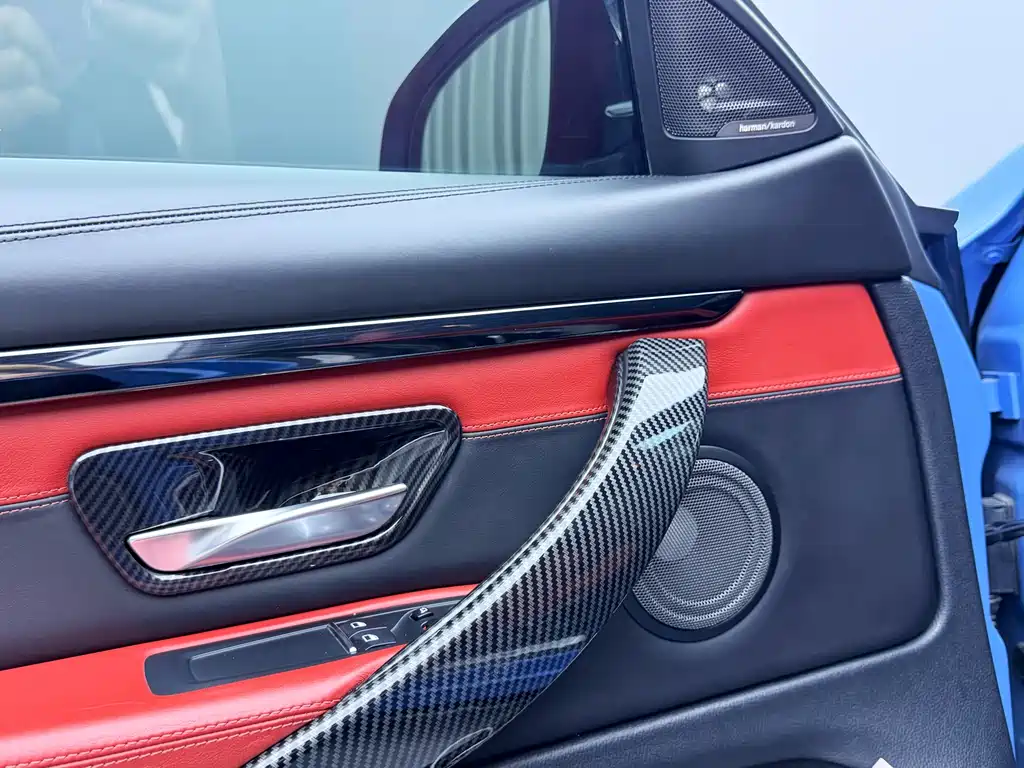 BMW M4 2018 — фото 10