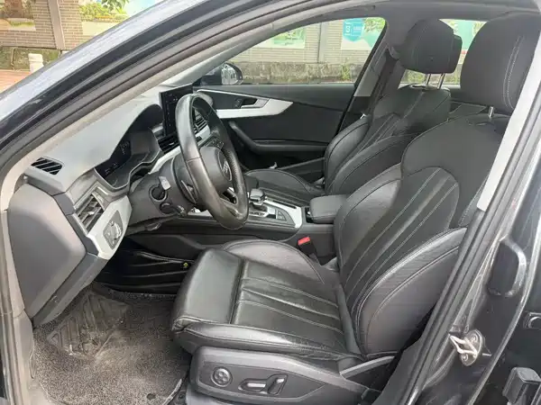 Audi A4L 2020