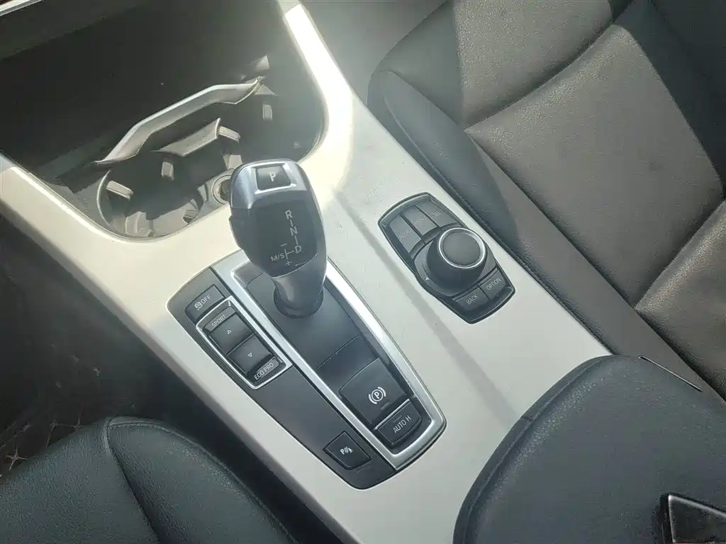 BMW X3 2016 — фото 10