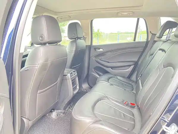 Buick Envision Plus 2020