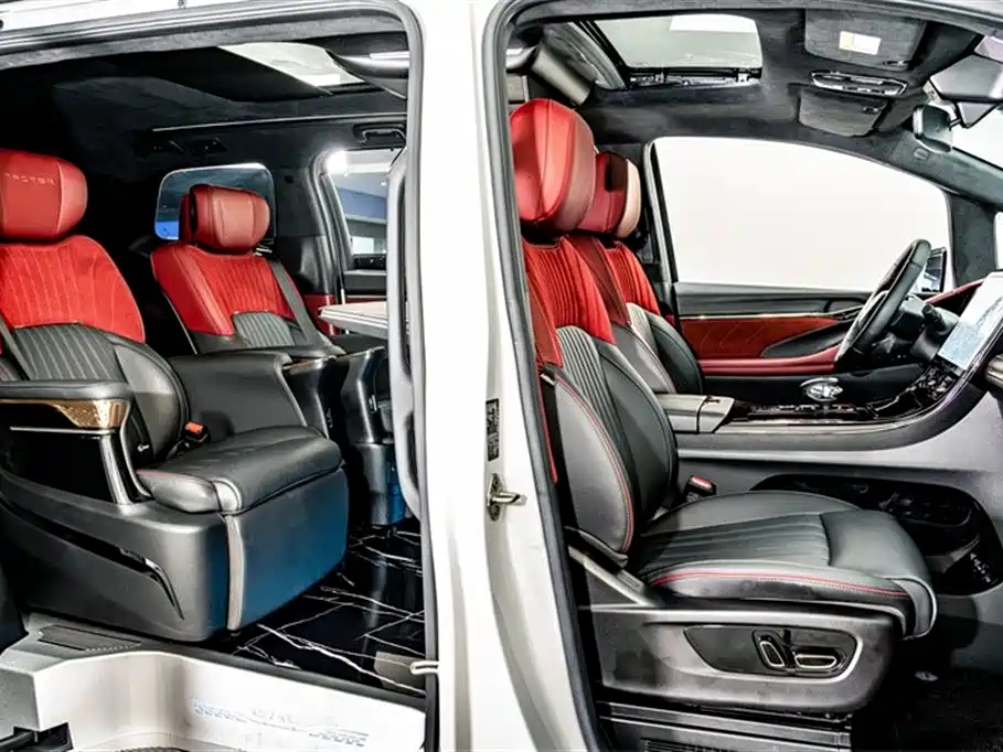 GAC Motor Trumpchi M8 2023 — фото 22