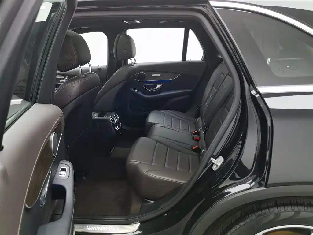 Mercedes-Benz GLC 2023 — фото 15