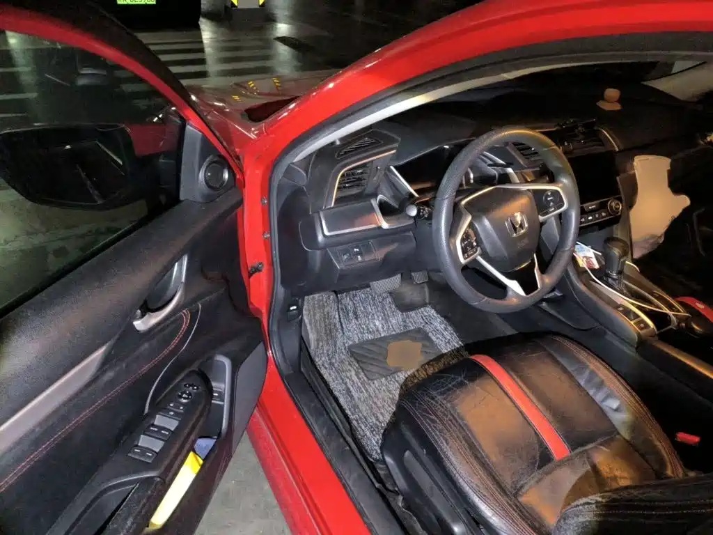 Honda Civic 2017 — фото 14