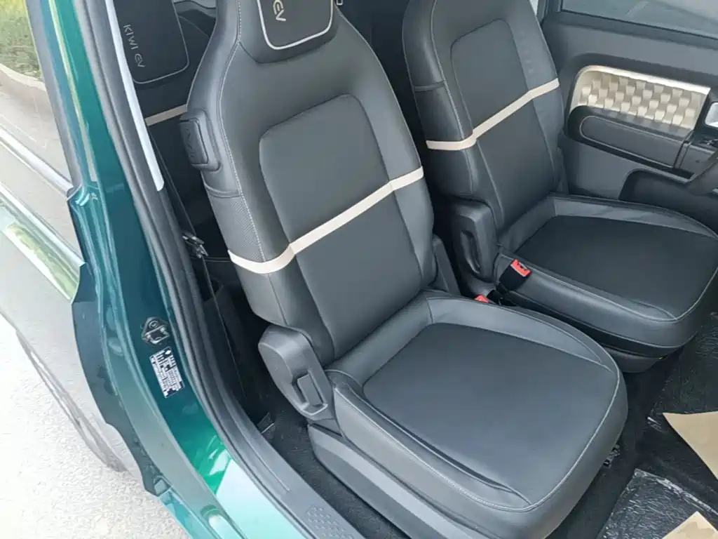 Baojun KiWi EV 2022 — фото 25