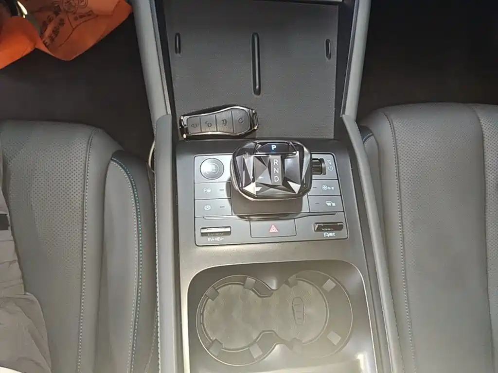 BYD Qin L 2025 — фото 14