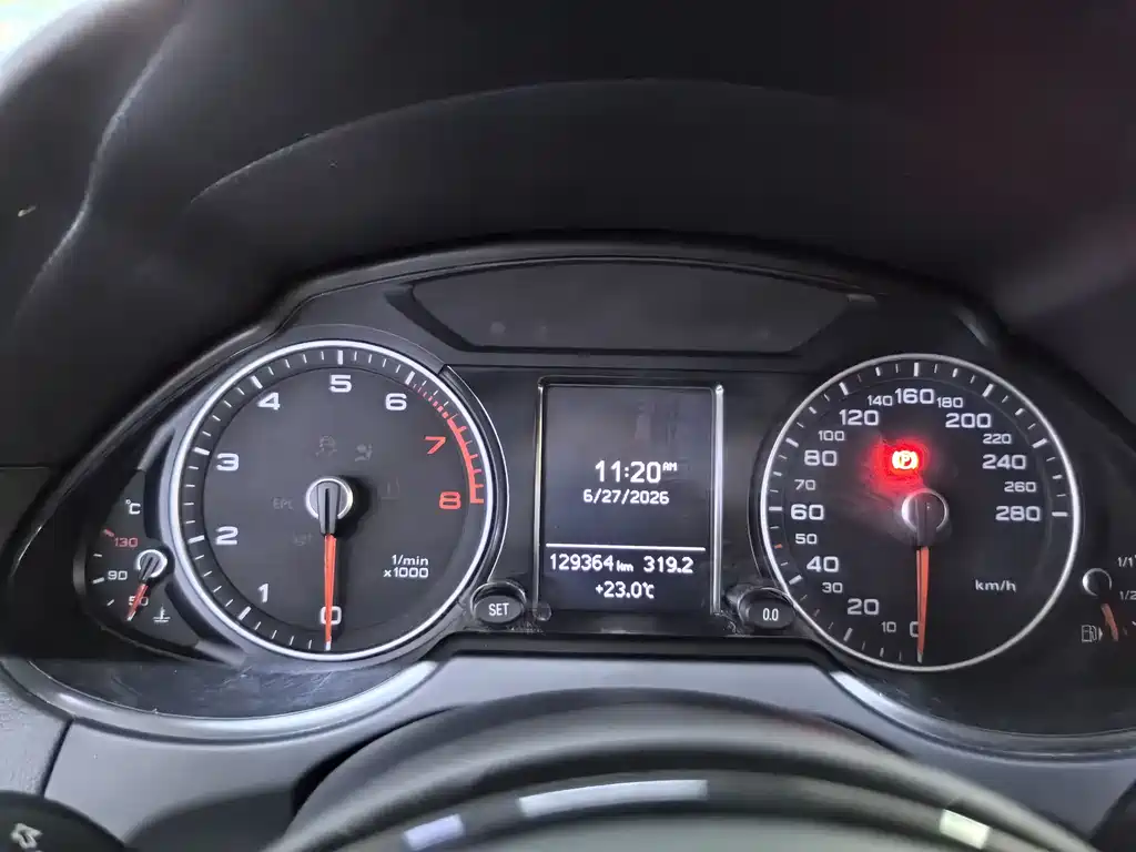 Audi Q5 2016 — фото 11