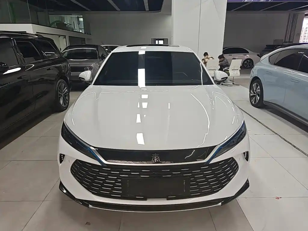 BYD Qin L 2025 — фото 3