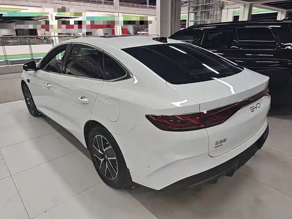 BYD Qin L 2025