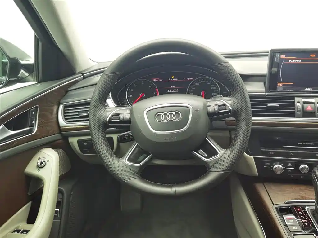 Audi A6L 2016 — фото 11