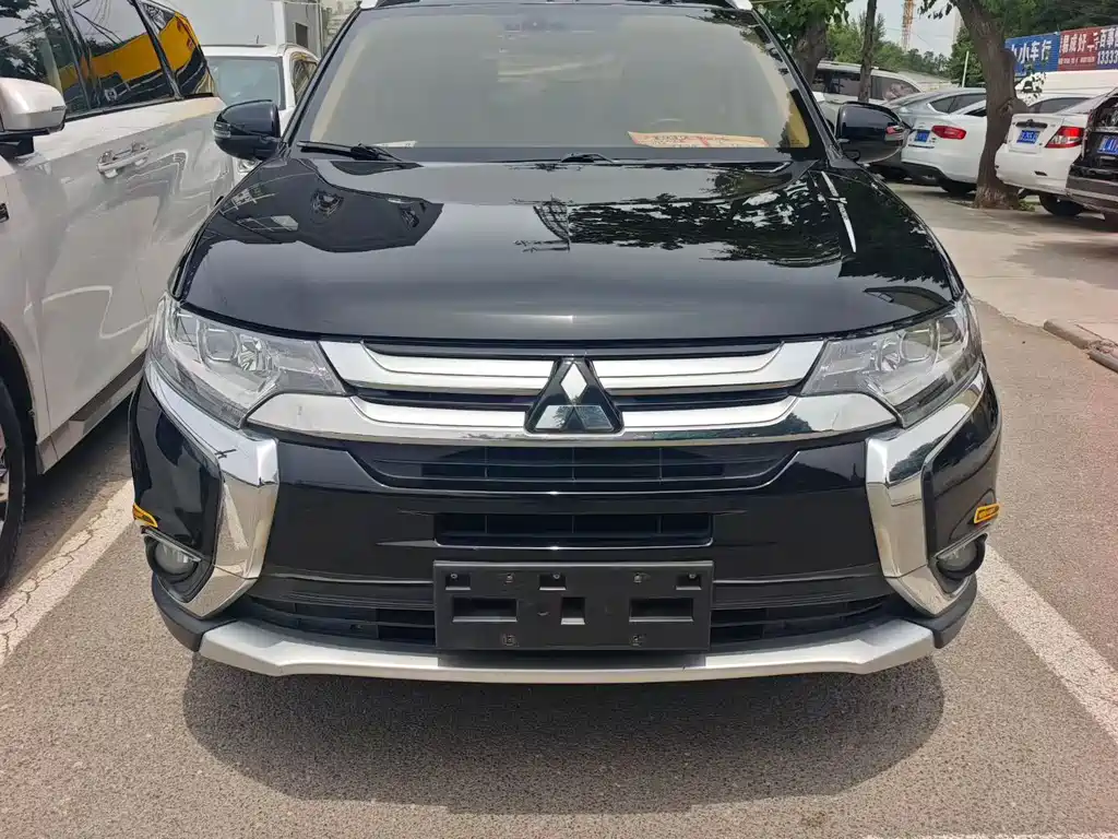 Mitsubishi Outlander 2018