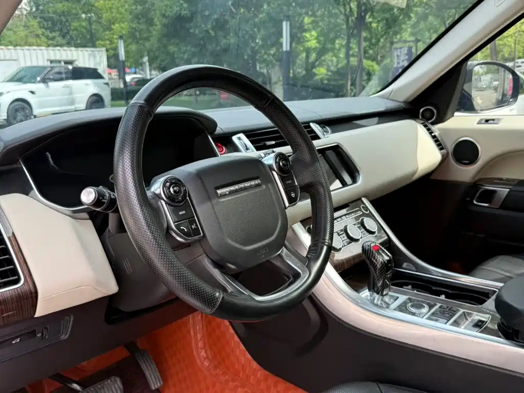 Land Rover Range Rover Sport 2014 — фото 7