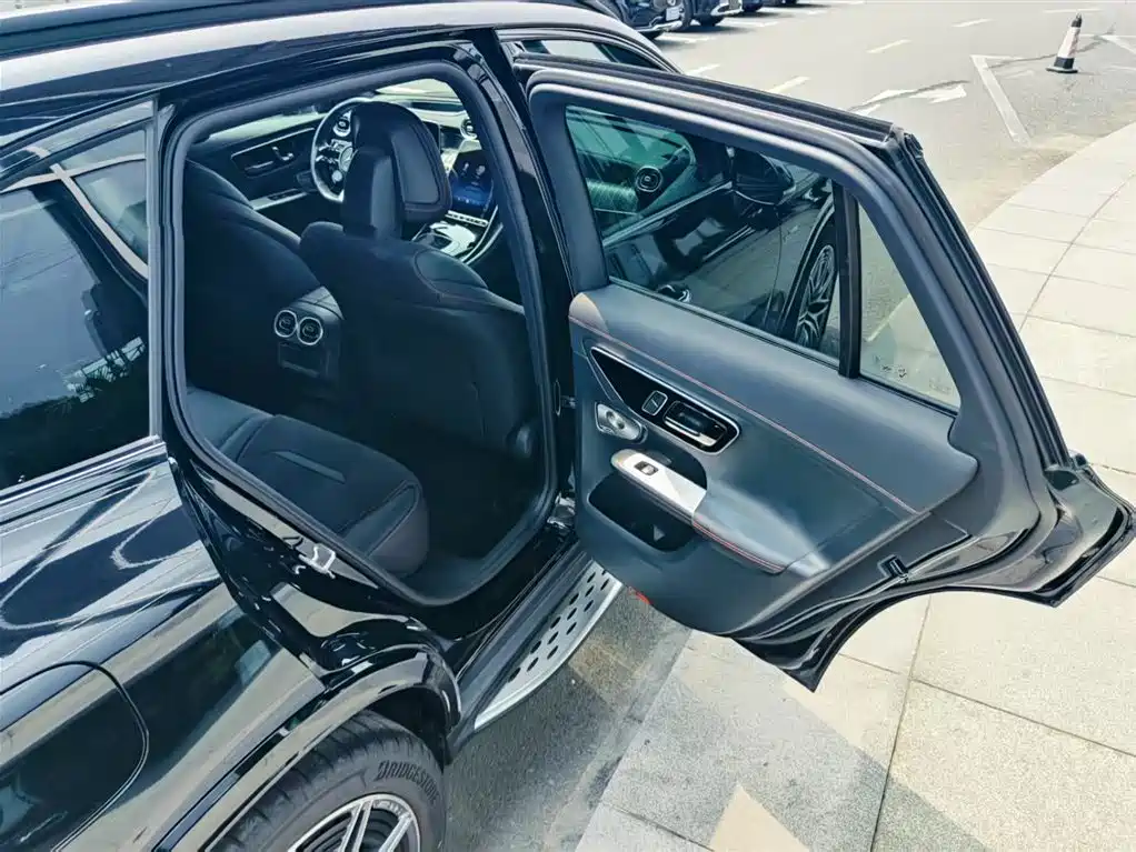 Mercedes-Benz GLC AMG 2025 — фото 18