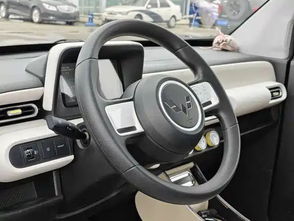 Wuling Hongguang MINIEV 2024
