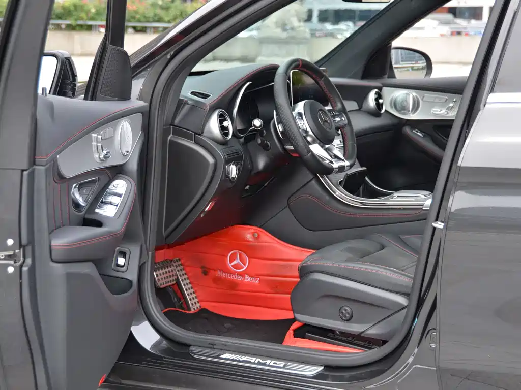 Mercedes-Benz GLC AMG 2020 — фото 8