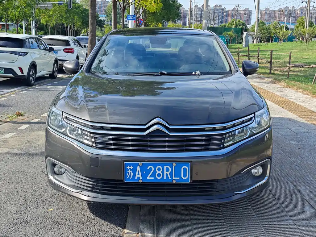 Citroën C6 2018 — фото 2