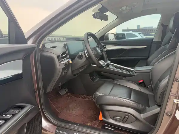 MG MG5 Scorpio 2022