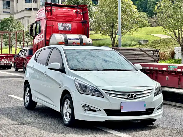 Hyundai Rui Yi 2014