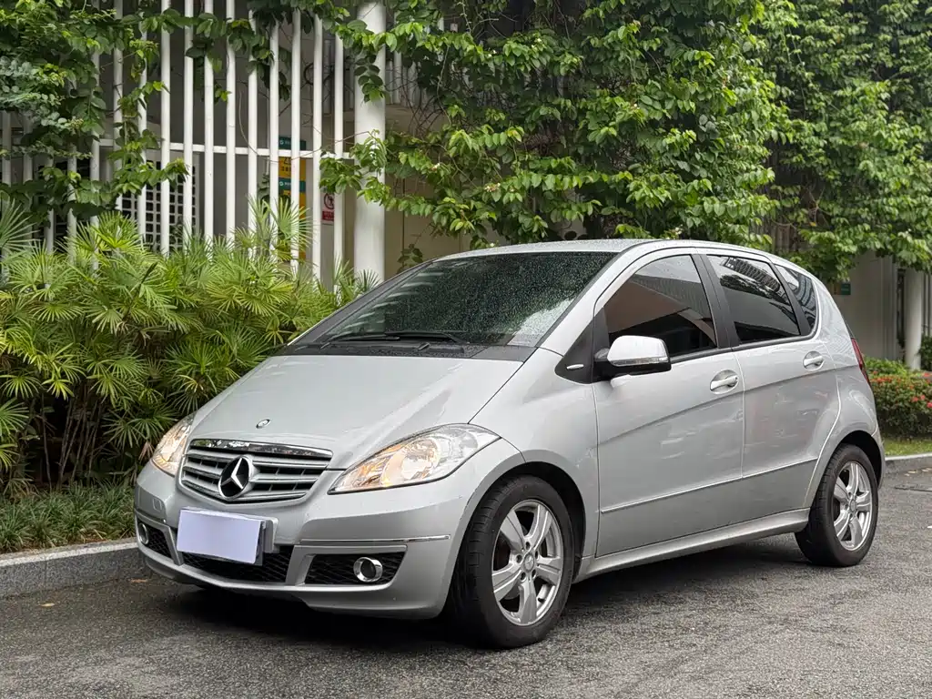 Mercedes-Benz A-Class 2012