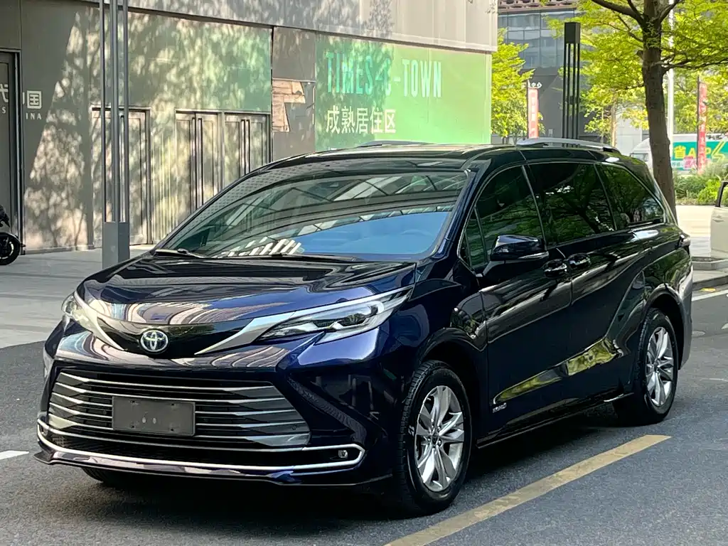 Toyota Sienna 2022