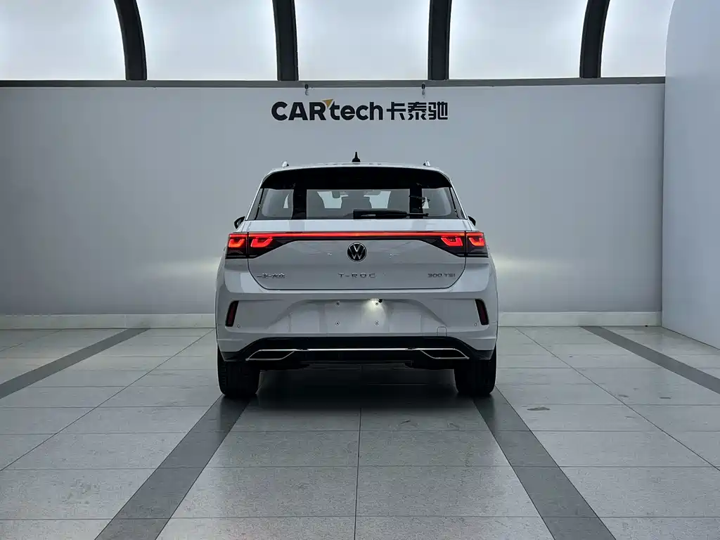 Volkswagen T-Roc 2025