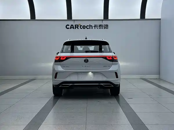 Volkswagen T-Roc 2025