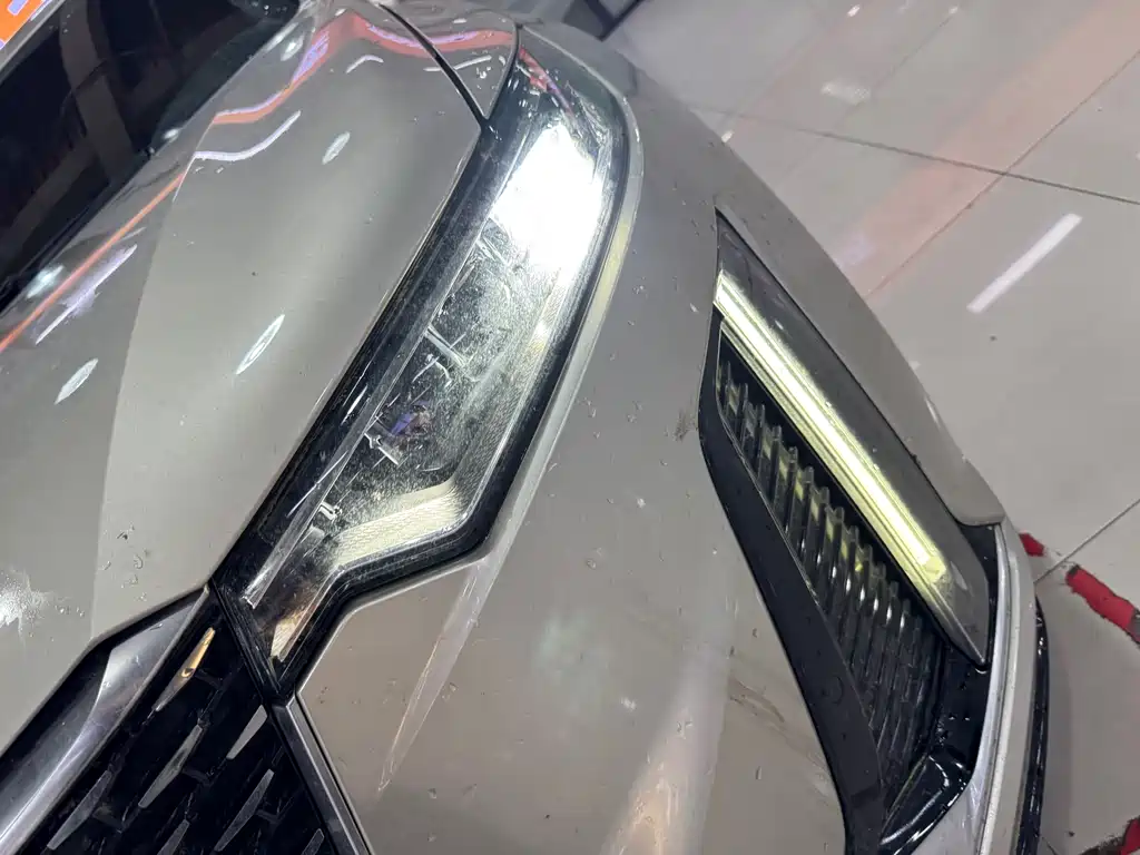 Cadillac XT6 2021 — фото 21