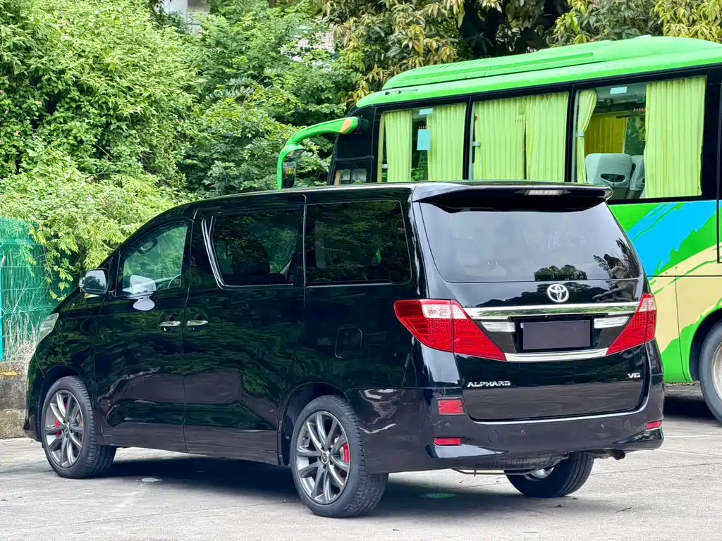 Toyota Alphard 2012 — фото 5