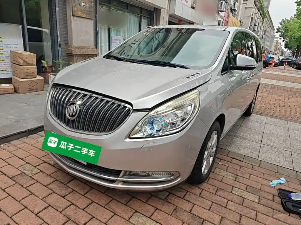 Buick GL8 2015