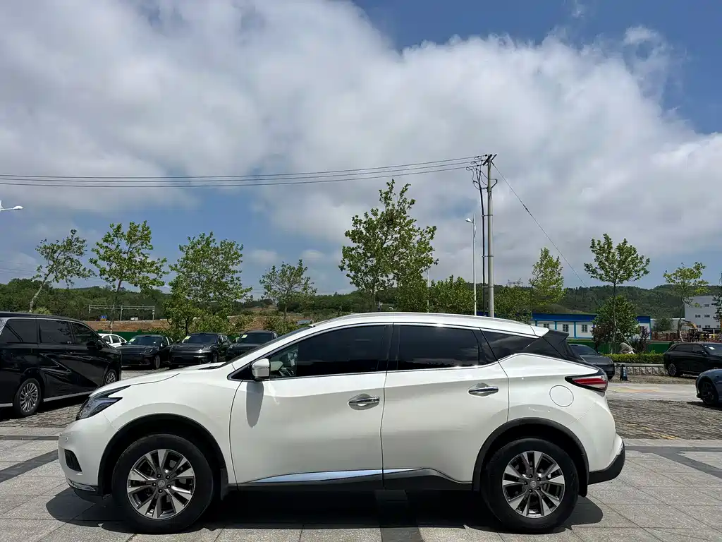 Nissan Murano 2017 — фото 3