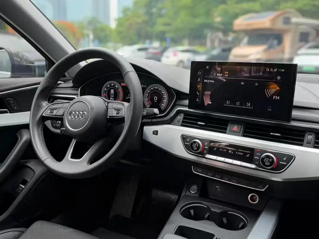 Audi A4L 2021
