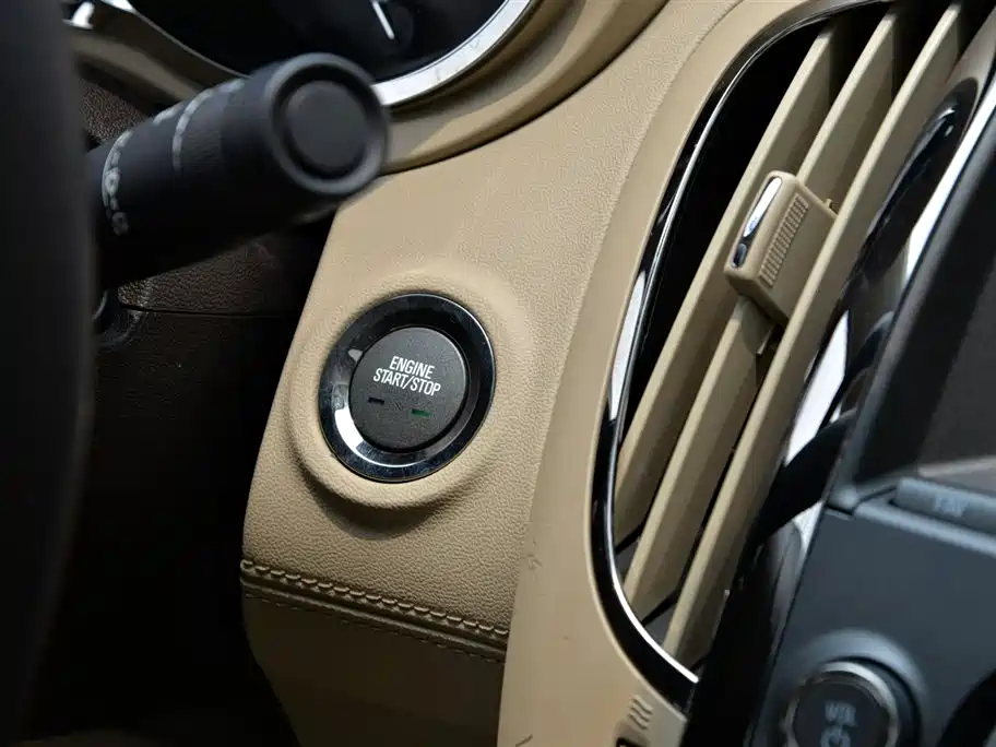 Buick LaCrosse 2013 — фото 14